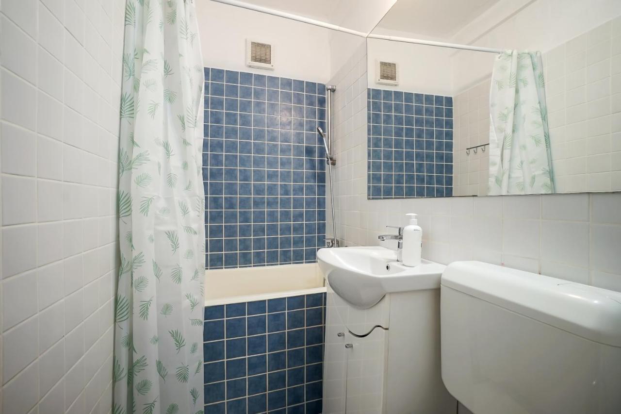 Apartament Universitate - Centrul Vechi Apartment Bucharest Luaran gambar